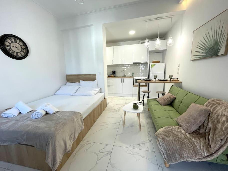 Block Of Flats - Modern Flat Apartment Янина Екстериор снимка