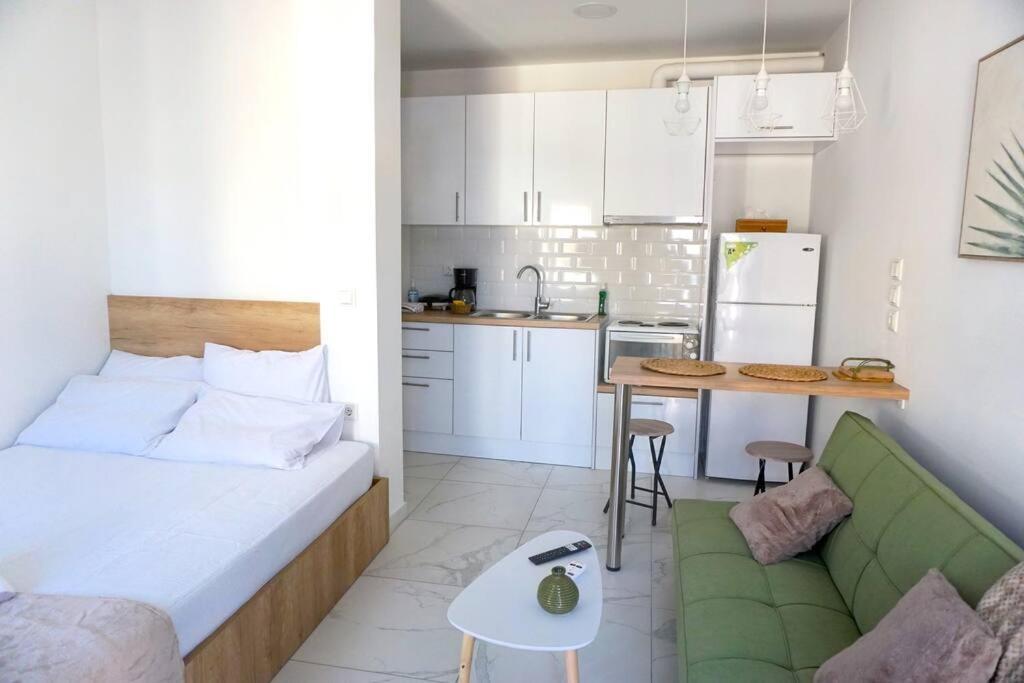 Block Of Flats - Modern Flat Apartment Янина Екстериор снимка